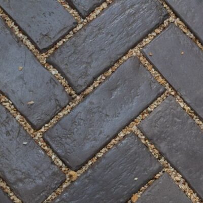 woven Paver Pattern design with gravel between each paver